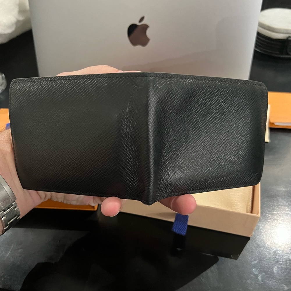 Men’s Louis Vuitton Wallet - Picture 5 of 8
